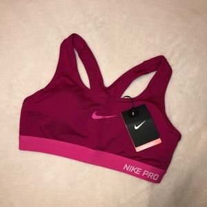 Nike pro sports bra